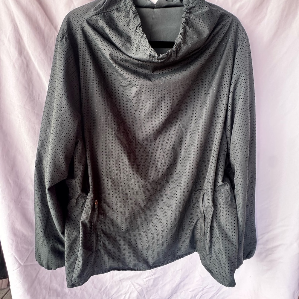 Fabletics Gray Textured Jacket - image 10